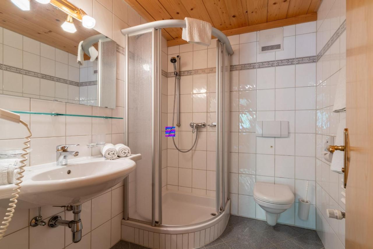 Haus Maria-Theresia Schoppernau Exteriör bild